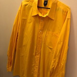 Long sleeve yellow gap shirt